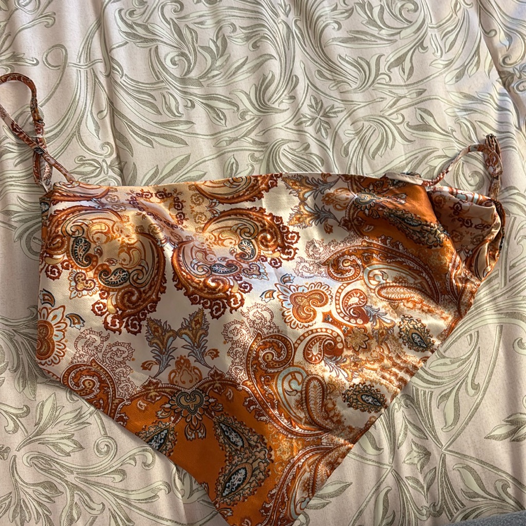Cloud Ten Beautiful Silk Bandanna Tie Top